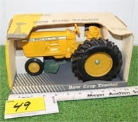John Deere scale models row crop tractor
