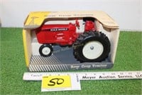 John Deere scale model row crop tractor