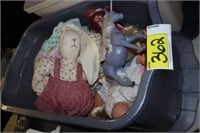 tote of doll items