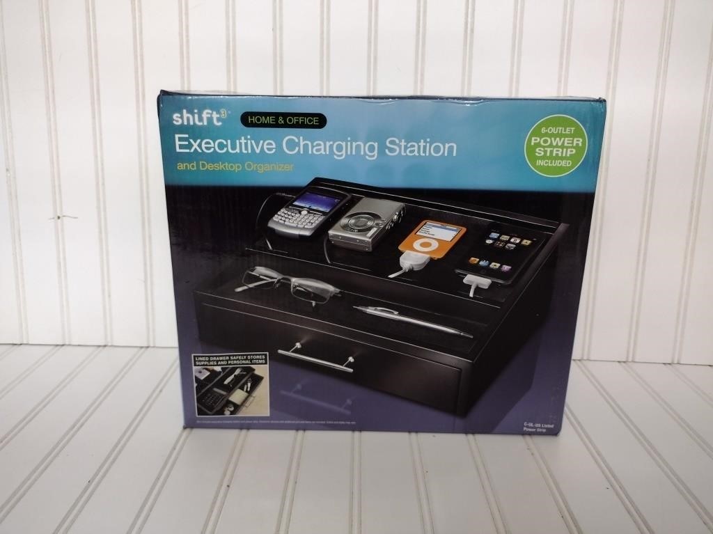 Shift Executive Charging Station NEW