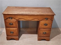 Maple Kneehole Vanity Base with Drawers