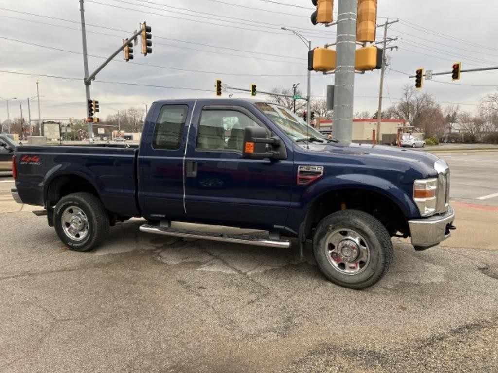 2008 FORD F250 4X4 V8 EXT CAB. AUTOMATIC