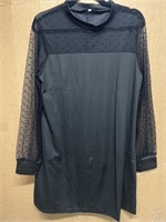 SIZE XLARGE WOMEN’S DRESS