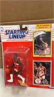 Starting line up Spud Webb figure with 2 cards