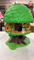 1975  Kenner tree   family house playset toy