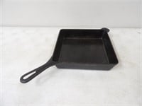 Griswold 9in. Square Utility Cast Iron Skillet