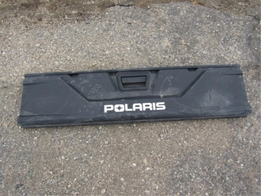 Polaris Ranger Tailgate (Does Not fit Lot 408)
