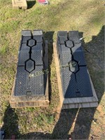 VEHICLE RAMPS