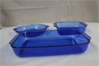 Pyrex, 9.5" pie plate, 8" square pan and 9 X 13"