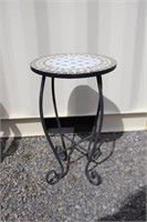 Metal plant stand with mosaic top 14 X 23"H