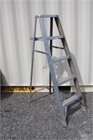 5Ft aluminium step ladder