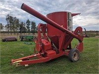 Farmhand Feedmaster F82-D Mixmill (Restored)