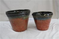 Two matching planters, 12.5 X 11.5" & 10 X 9"H