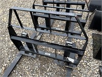 3500 LB Pallet Forks