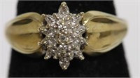 10K GOLD DIAMOND CLUSTER RING SIZE 6.75