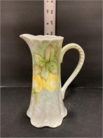 Lemon vase with handle