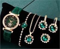 Green accents watch and jewelry set