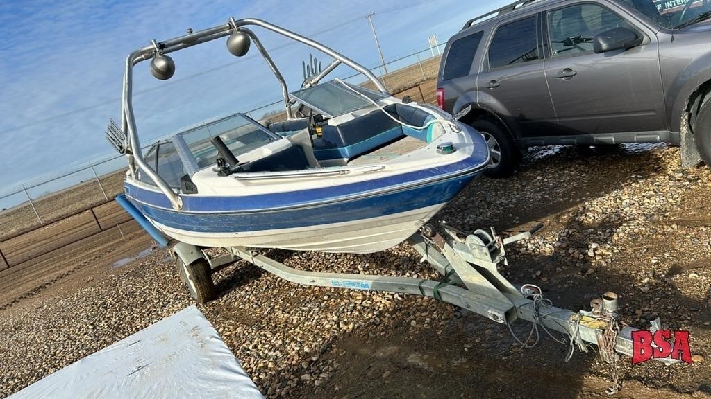 Bayliner Capri Boat  18'