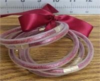 Red bracelets 5pk