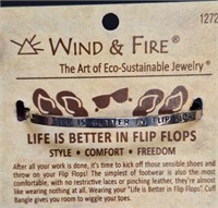 Wind&Fire Life is better in flip-flops bracelet