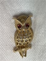 Vintage Avon Owl Pendant