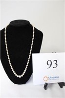 CULTURED PEARL NECKLACE APPR VALUE $550