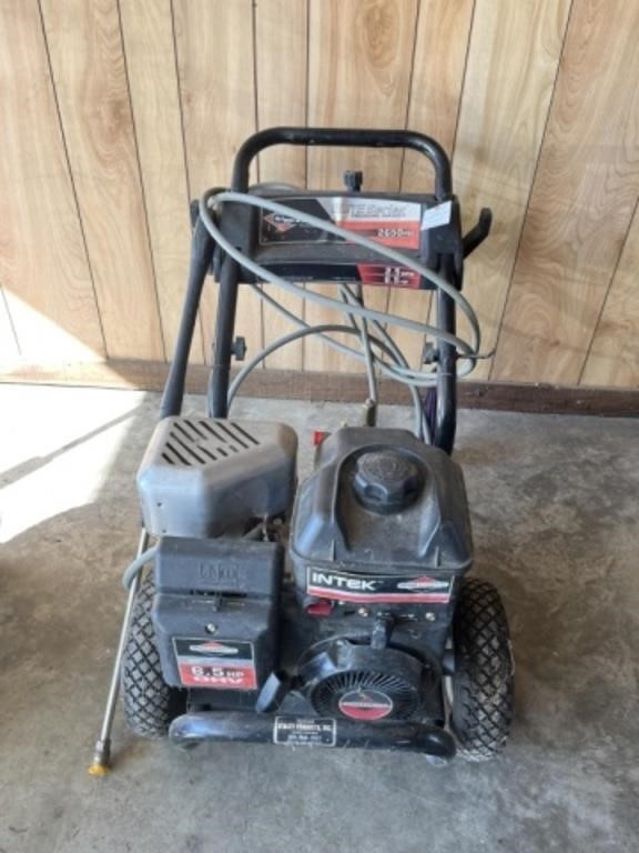 Briggs & Stratton 6.5HP Pressure Washer