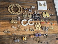 Estate Lot of Costume Jewelry Earrings