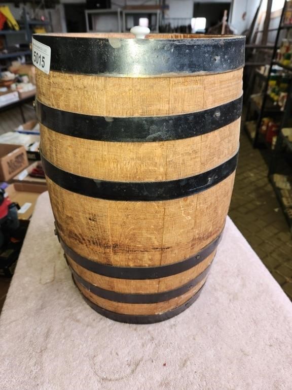 Wood Keg Storage Container w/ Lid - approx 17" T