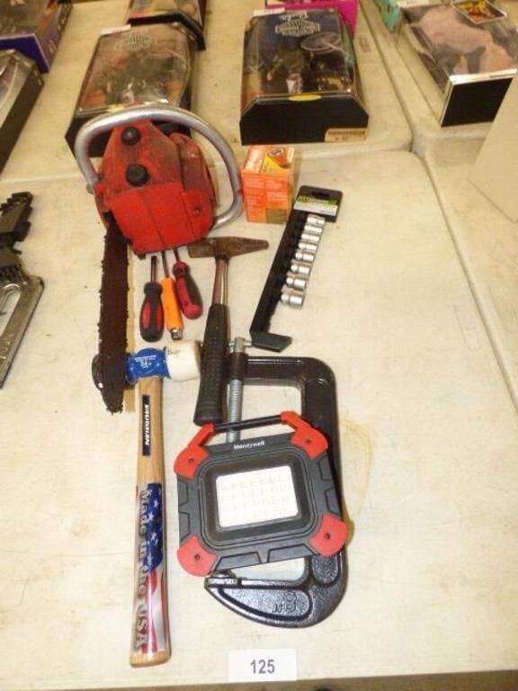 TOOLS & CHAINSAW