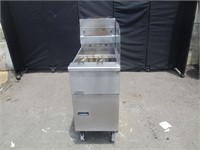Pitco 40Lb Gas Fryer Working when Removed