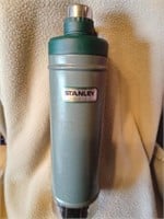 27 oz Stanley Thermos, screw off Lid