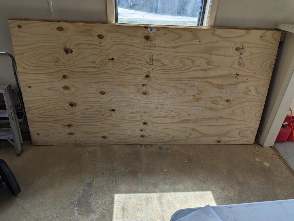 Plywood 4x8