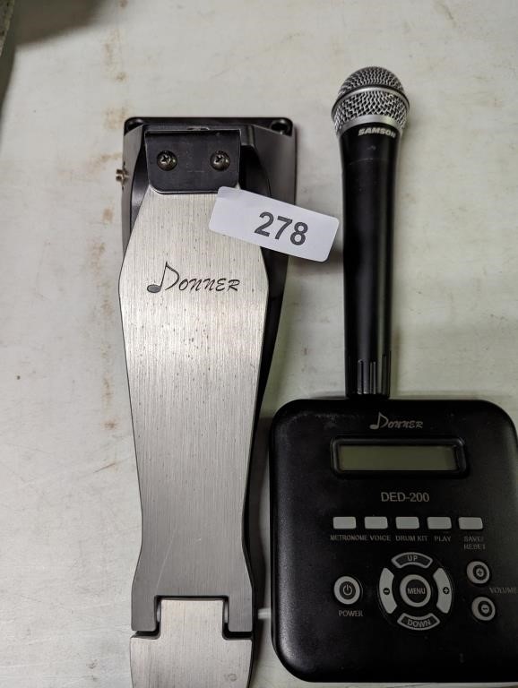Donner foot pedal & cordless mic