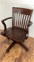 Old time swivel office chair, extra large, on