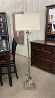 Modern floor lamp silver & glass with cream
