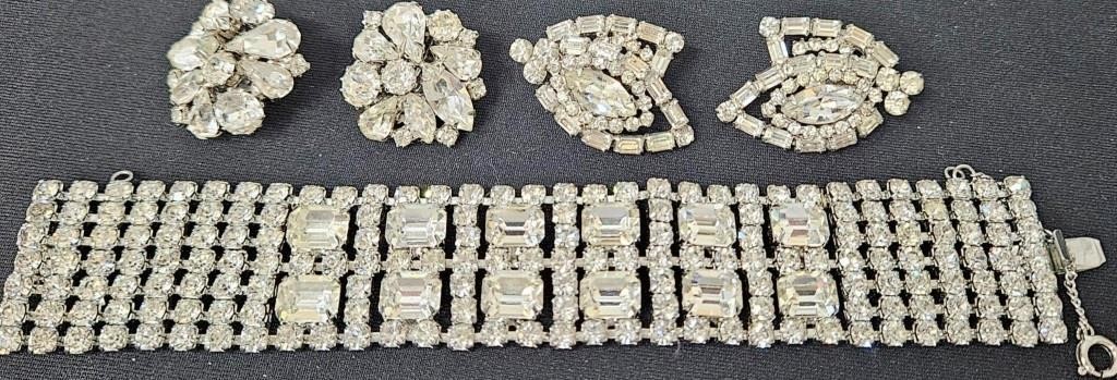 Vintage Weiss Rhinestone Bracelet & Earrings Sets