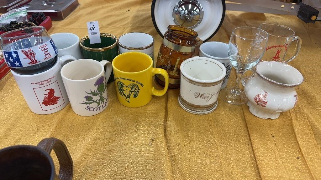 Small lot of glasses and mugs