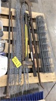 FENCE GUIDES, SLEDGHAMMER, BARS & FENCING