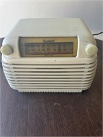 Vintage Sentinel 284-1 Art Deco Tube Radio 1940s