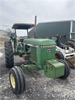 John Deere 2950 tractor