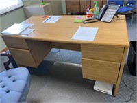 Desk-No Contents