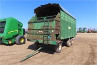 Badger 16' Silage Wagon #