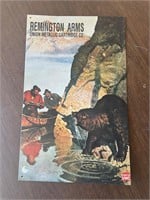 Remington Arms UMC bear hunting metal tin sign