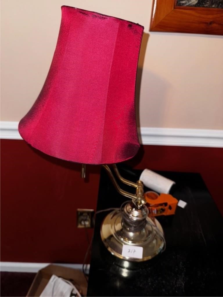 NICE DESK LAMP WITH SHADE