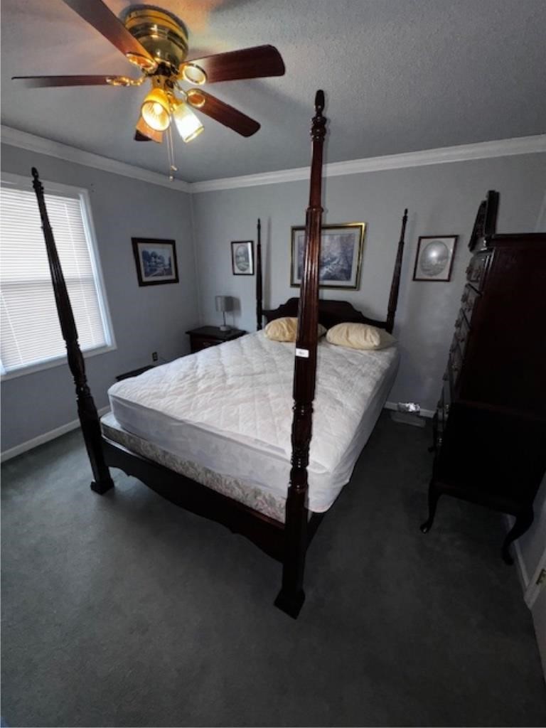 MATCHING QUEEN FOUR POSTER BED