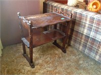 Vintage side table 27 x 18 x 30