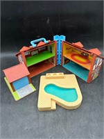 Plastic Doll House w/ Pool