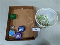 (3) Yo-Yo's, Marbles & Plastic Top
