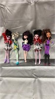 5 monster high dolls loose